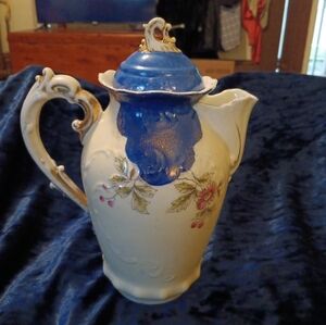 Vibtage Teapot